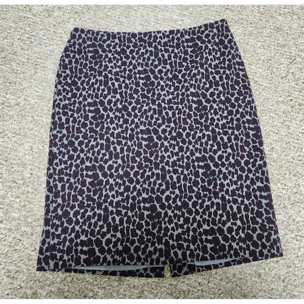 Talbots 10p Purple Leopard Print Pencil Skirt‎ Stretch 32x22 NWT